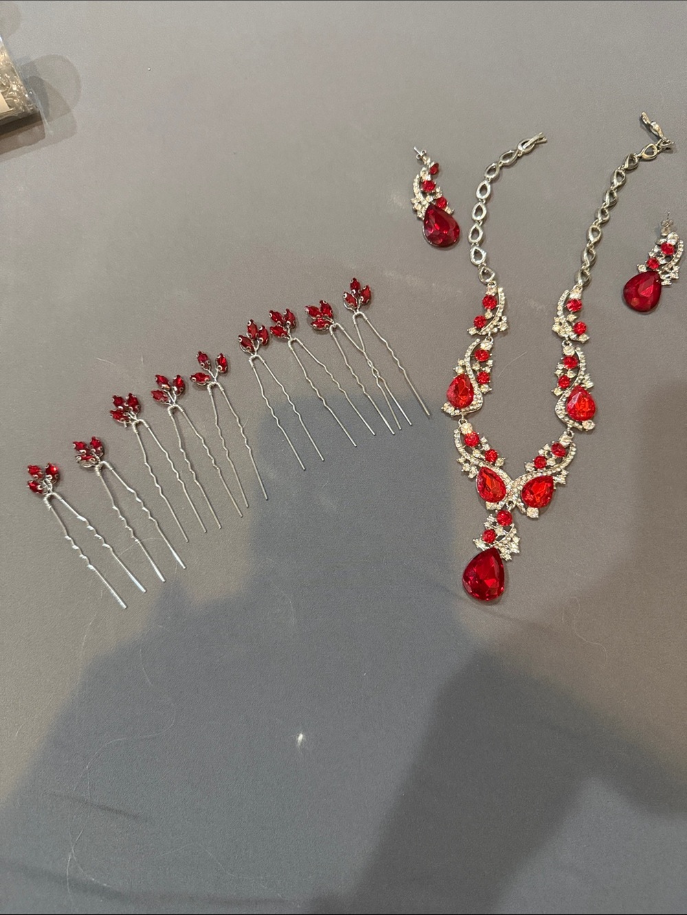 Red Crystal Teardrop Necklace & Hairpin Set - Women's Jewelry